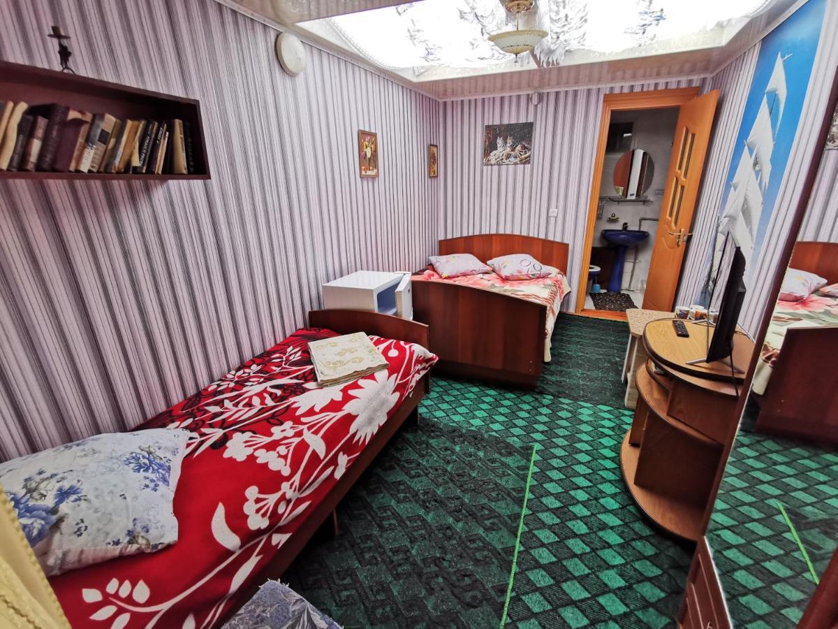 Petrovskaya Pristan 2 Hotell Cholpon-Ata Exteriör bild