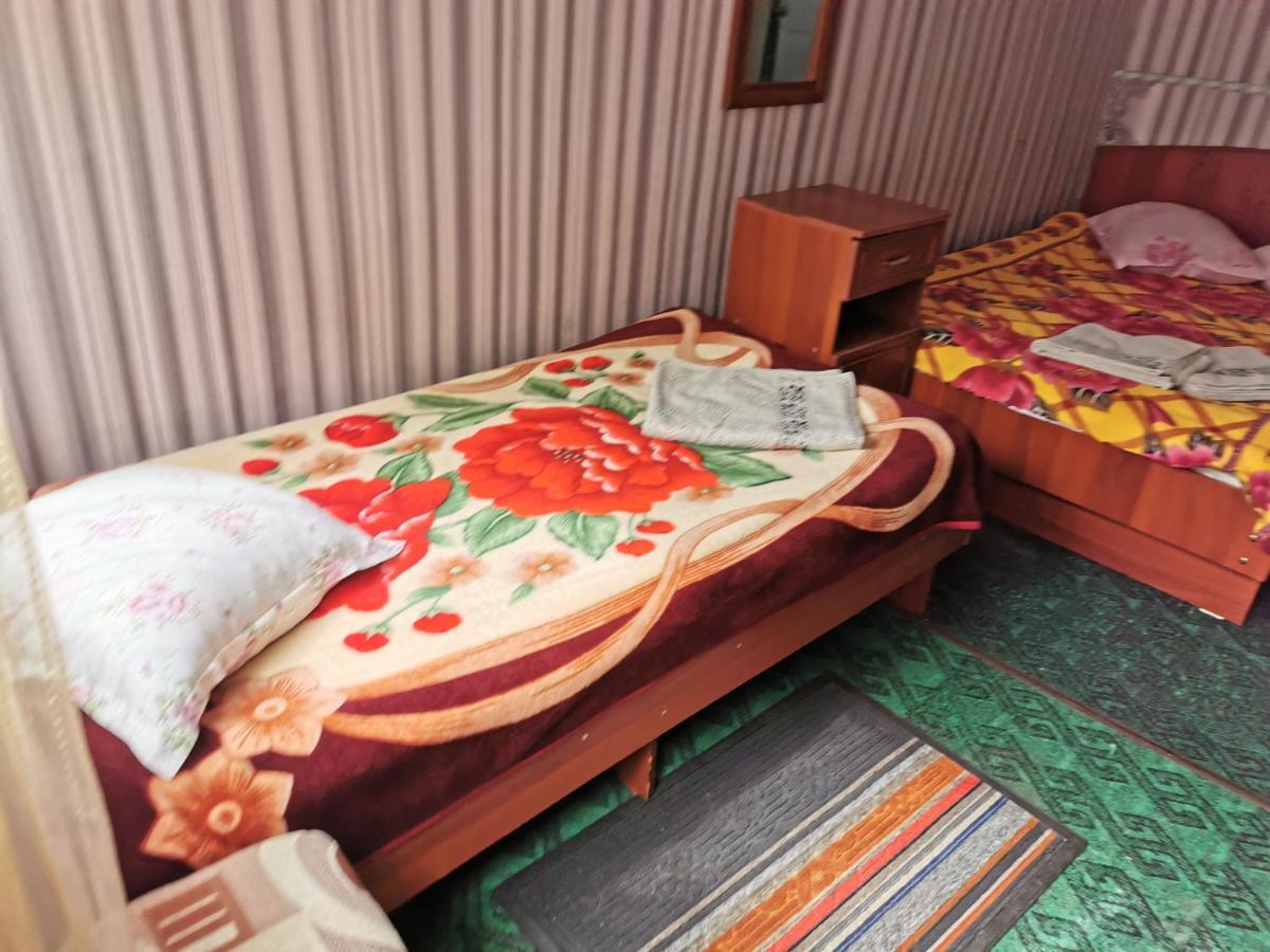Petrovskaya Pristan 2 Hotell Cholpon-Ata Exteriör bild