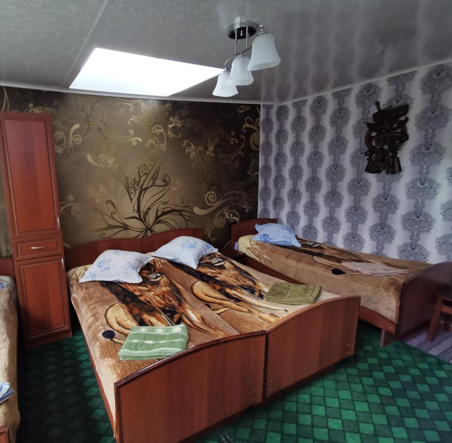 Petrovskaya Pristan 2 Hotell Cholpon-Ata Exteriör bild