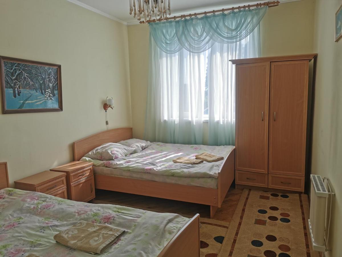 Petrovskaya Pristan 2 Hotell Cholpon-Ata Exteriör bild
